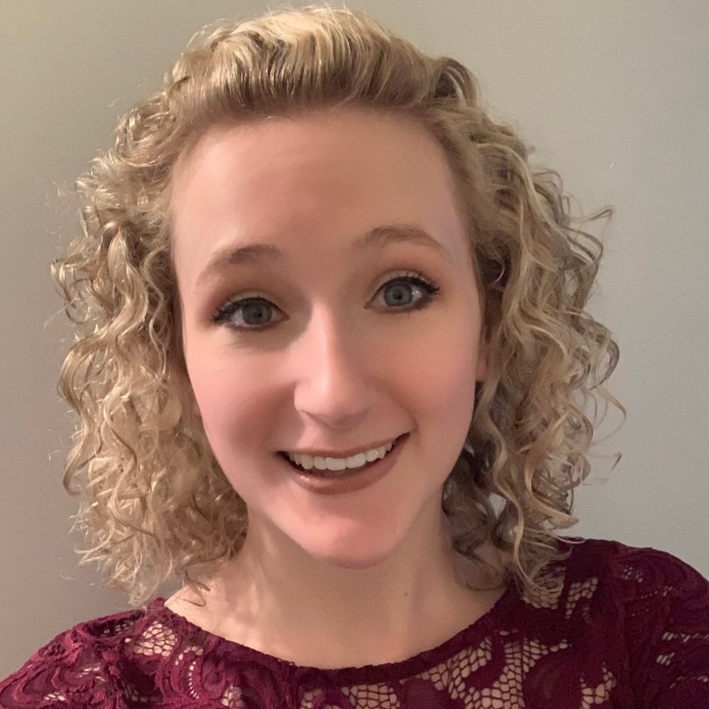 Meet your Posher, Kayla